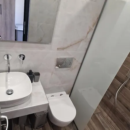 Mama Kitsa Apartmán Sarti