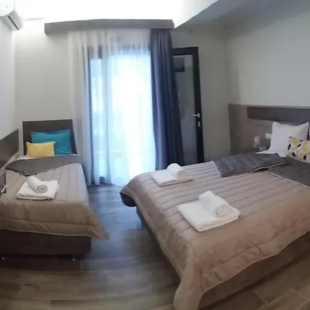 Mama Kitsa Apartment *